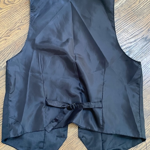 Soverign Code vest - Picture 2 of 4